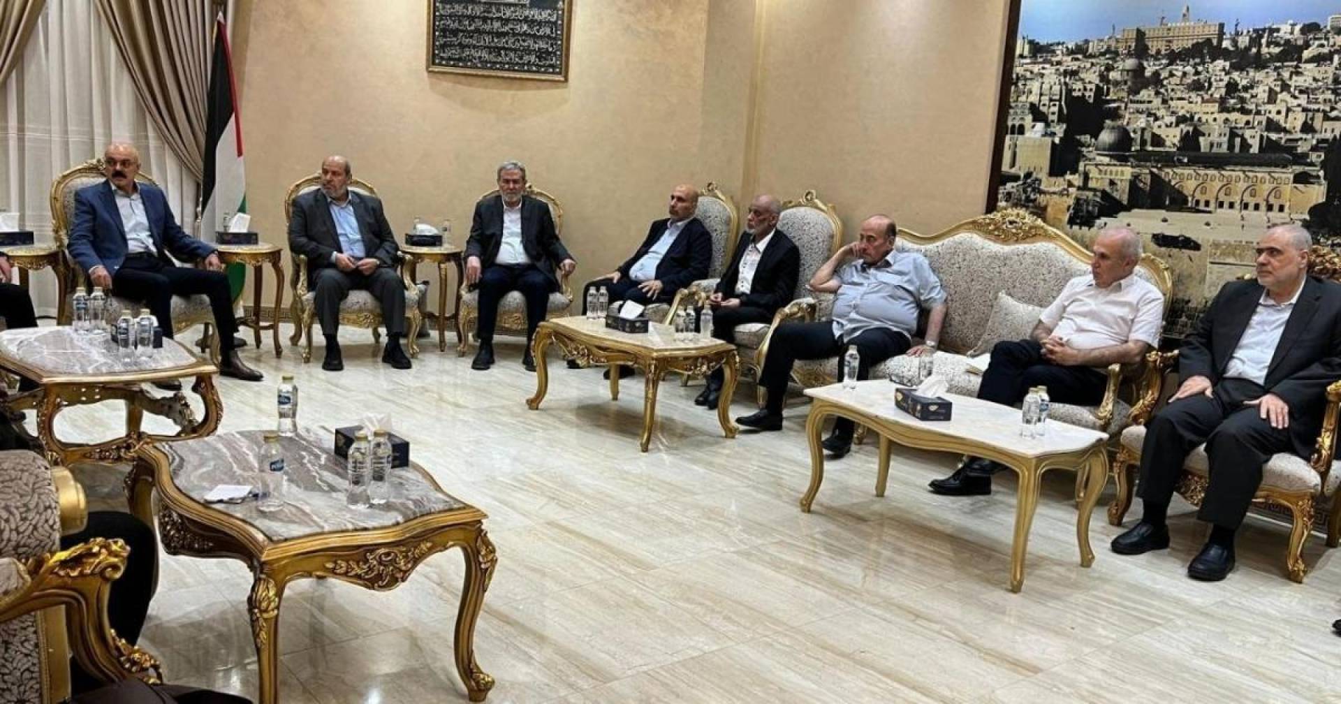 الإعلان عن هدف اجتماعات الفصائل الفلسطينية في القاهرة والقضايا المطروحة والتي تم التوافق عليها الإعلان عن هدف اجتماعات الفصائل الفلسطينية في القاهرة والقضايا المطروحة والتي تم التوافق عليها