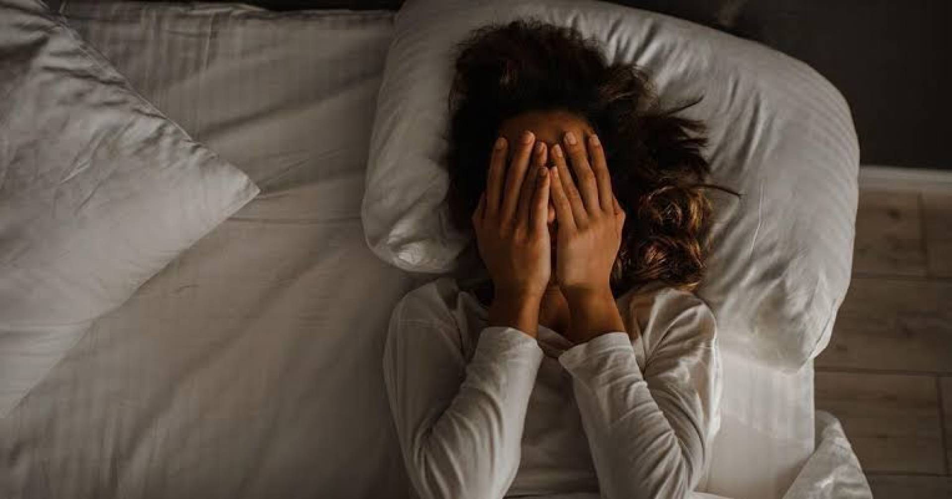 الكشف عن الرابط الخفي بين القلق وشيخوخة الدماغ الكشف عن الرابط الخفي بين القلق وشيخوخة الدماغ