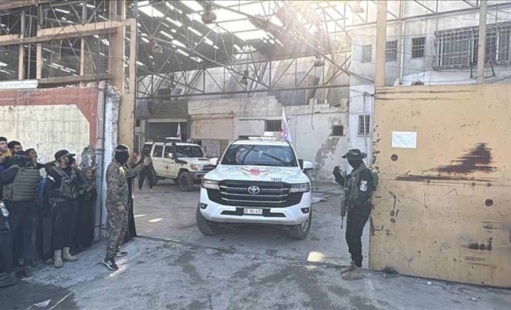 جندي إسرائيلي مفرج عنه من الأسر: حماس وفرت لي التوراة وأدوات الصلاة