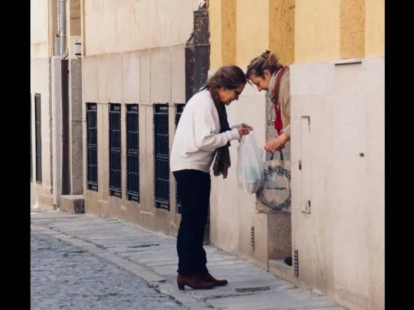 الترابط الاجتماعي دواء طبيعي لصحة العقل والجسد الترابط الاجتماعي دواء طبيعي لصحة العقل والجسد