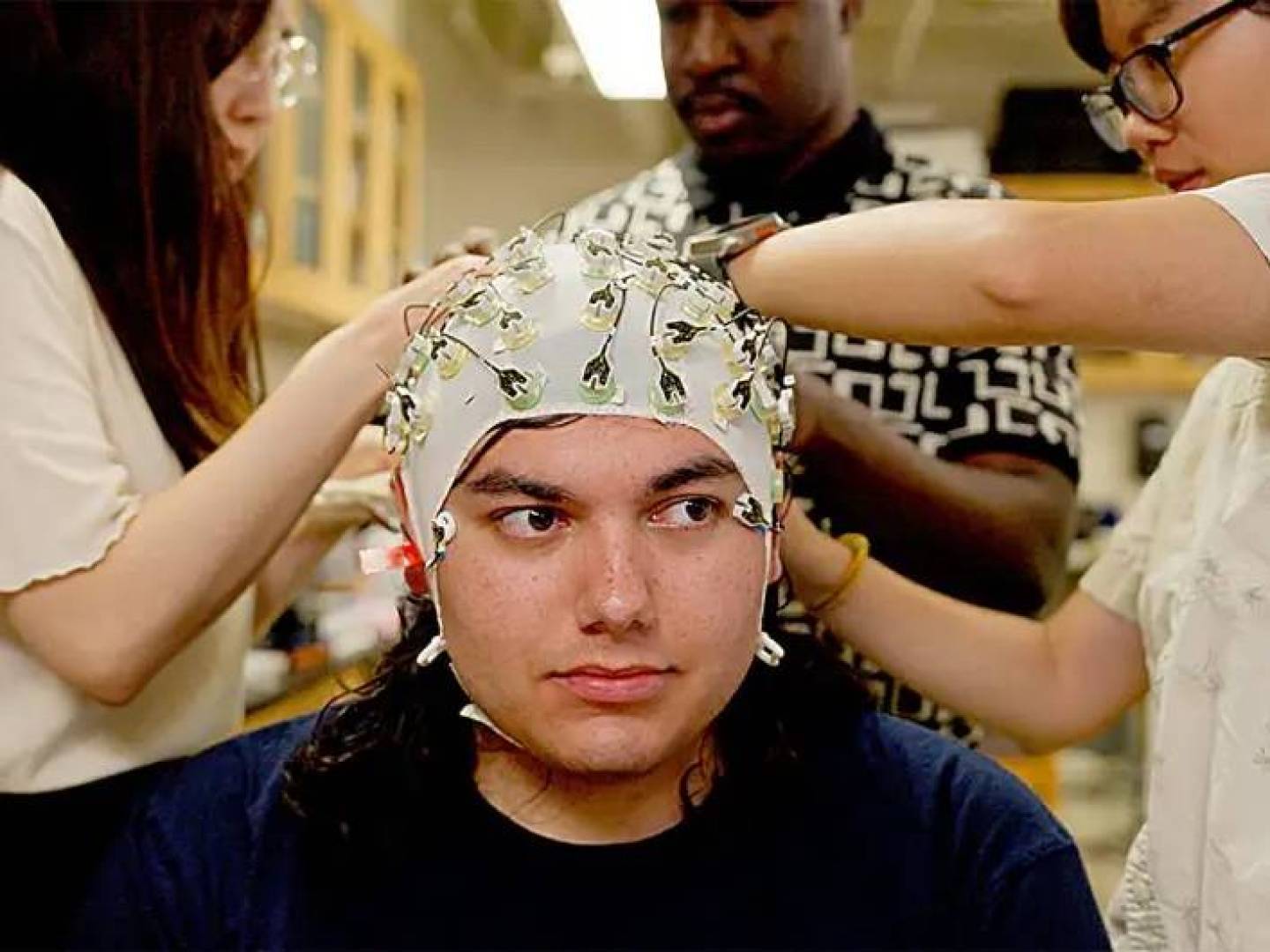 الكشف عن أسرار التوتر وتأثيره على الدماغ والجسم