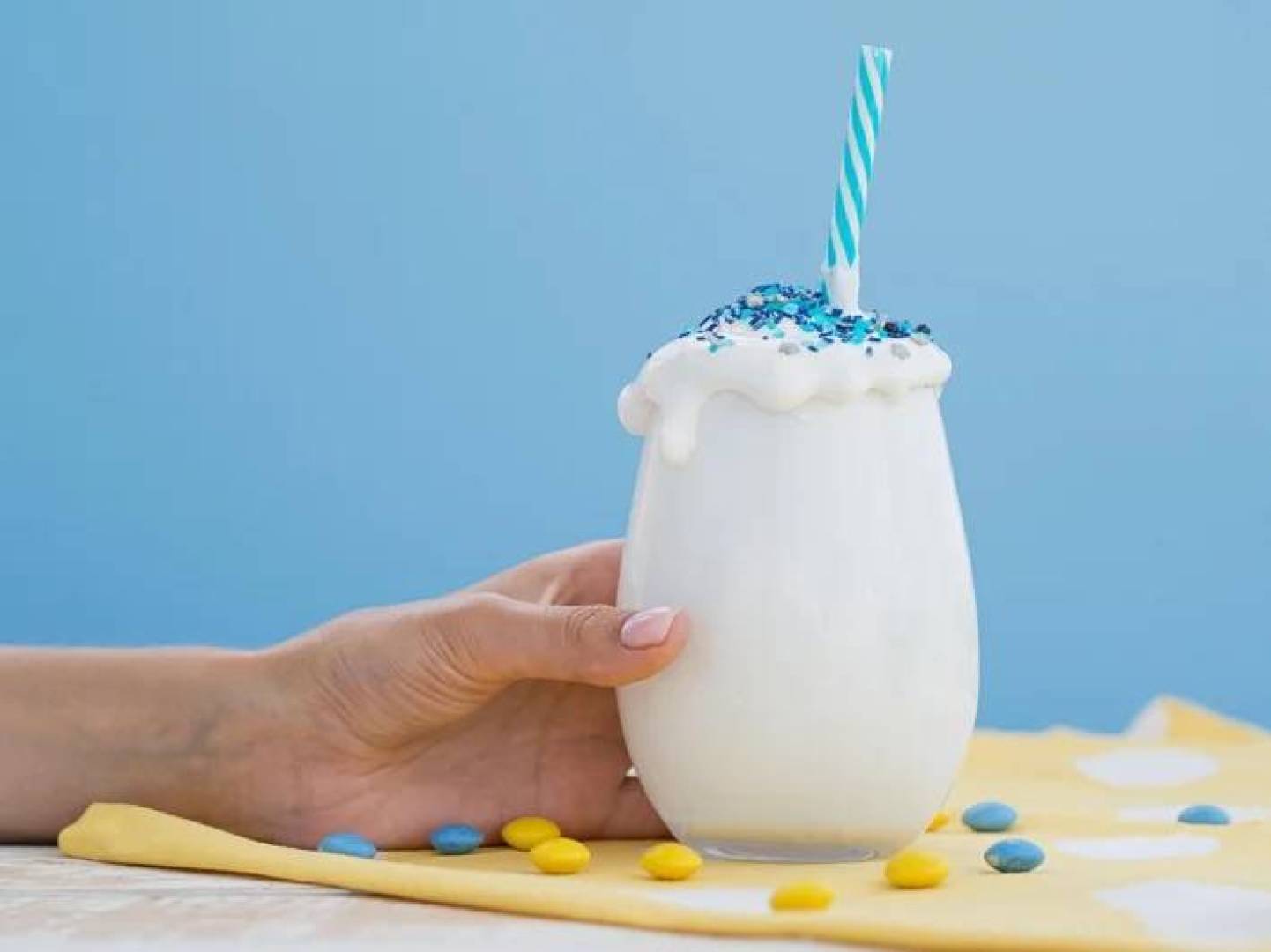 الكشف عن العلاقة بين المشروبات الدسمة والسكتة الدماغية