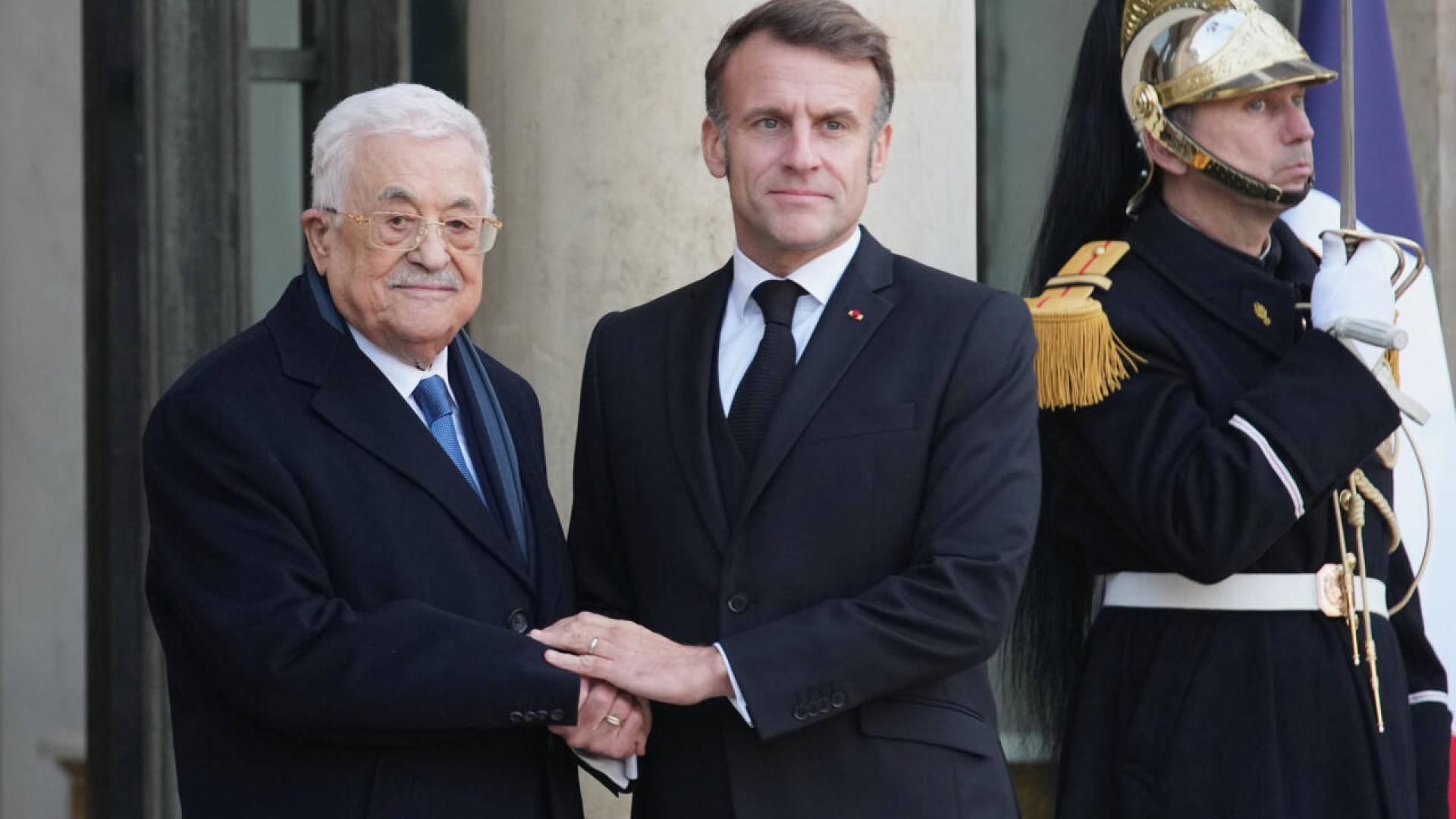 الإعلان عن تشكيل لجنة فلسطينية فرنسية مشتركة لوضع دستور دولة فلسطين