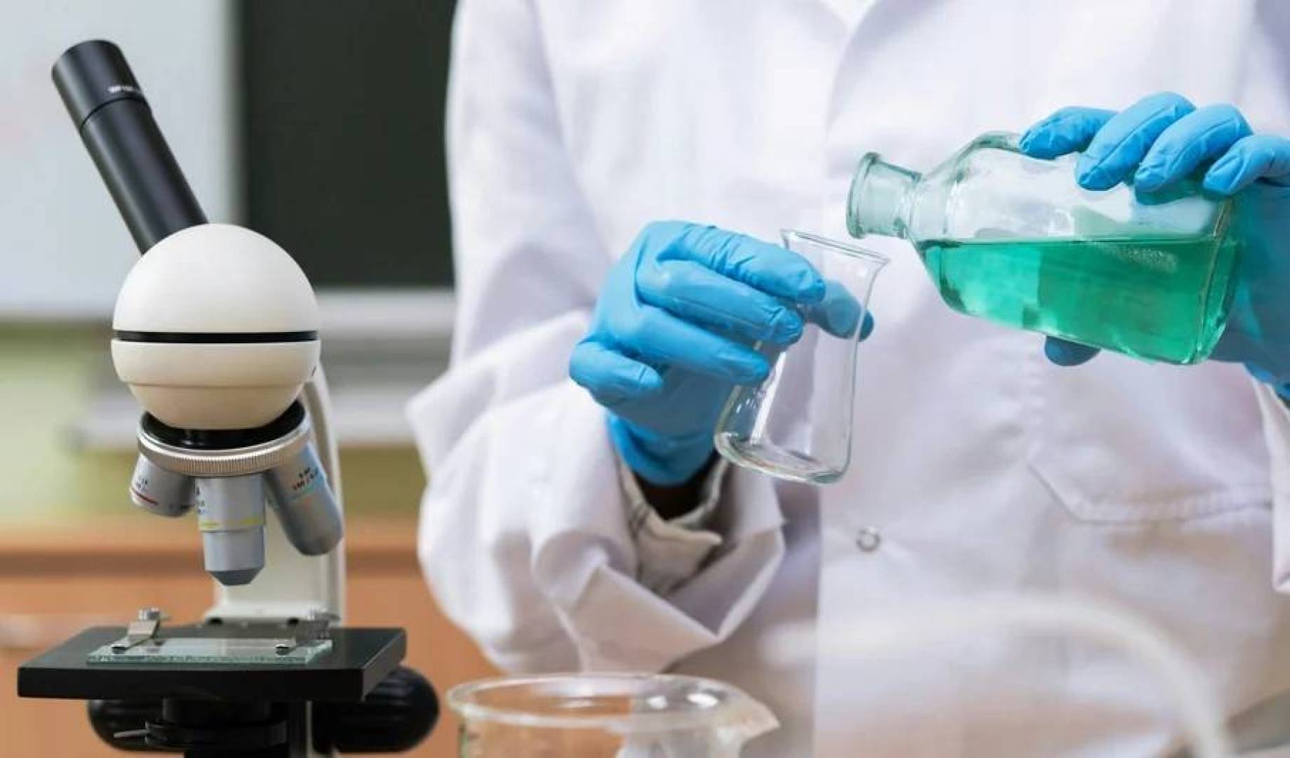 روبوت كيميائي ذكي يحدث تحولا في التجارب المخبرية