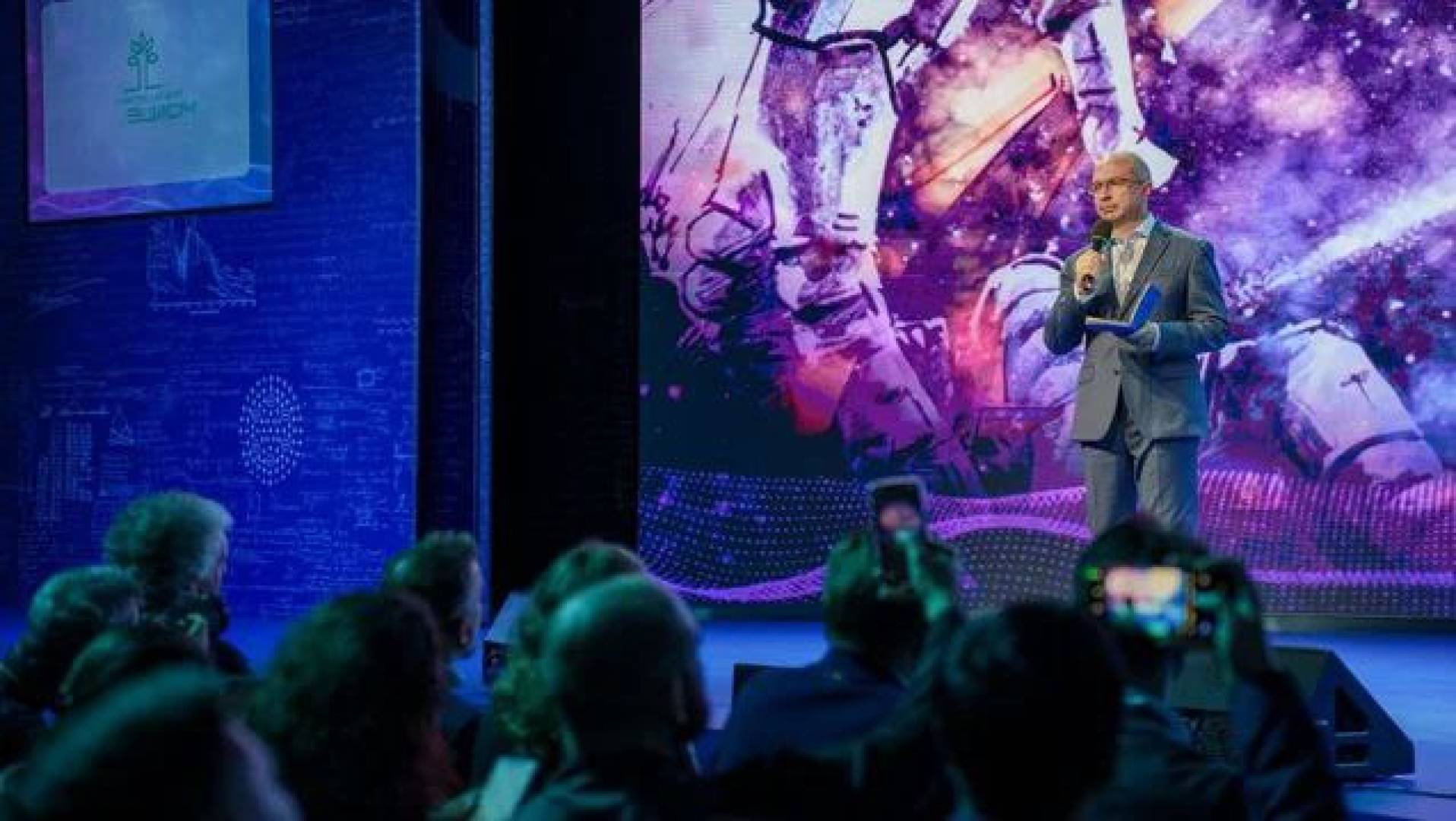 موسكو تستضيف أول جائزة دولية للخيال العلمي.. قصة المستقبل