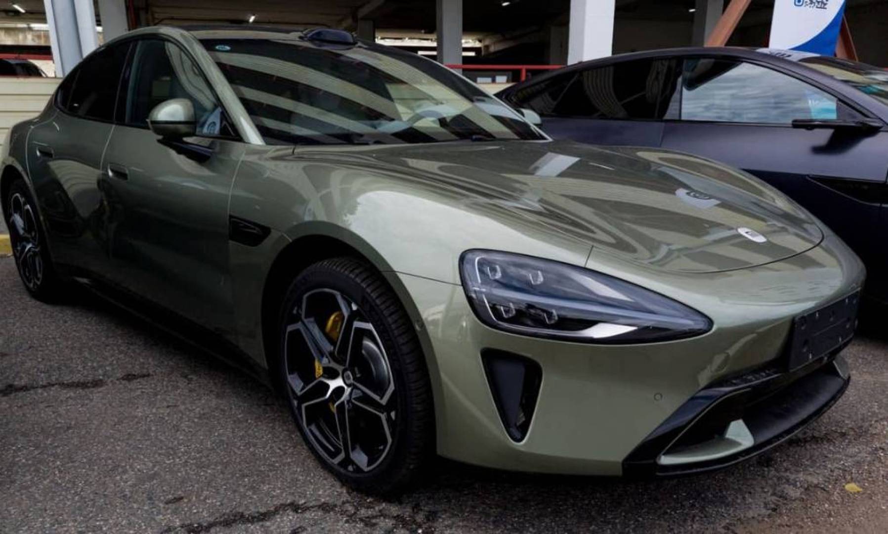 سيارة Xiaomi الكهربائية جديدة تتحرك ذاتيا بدون أي أمر بشري