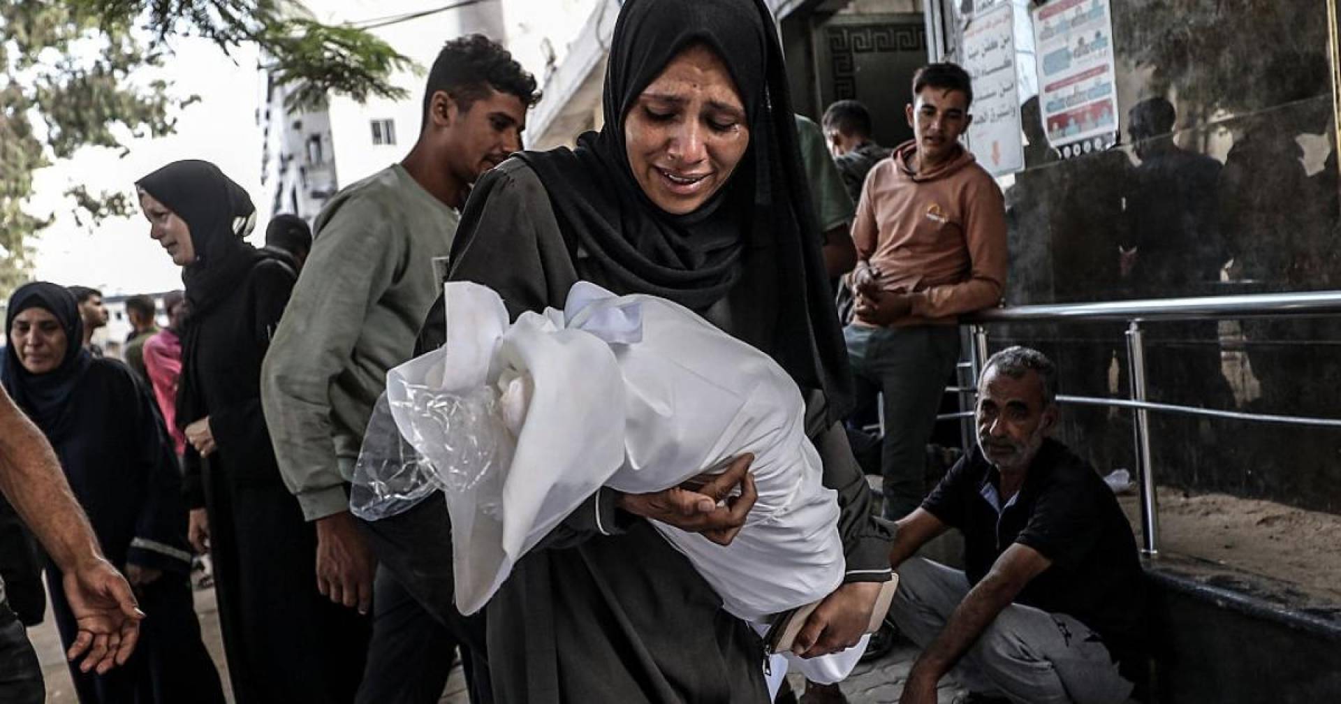 تقرير أميركي: إسرائيل ارتكبت مئات الانتهاكات لحقوق الإنسان في قطاع غزة تقرير أميركي: إسرائيل ارتكبت مئات الانتهاكات لحقوق الإنسان في قطاع غزة