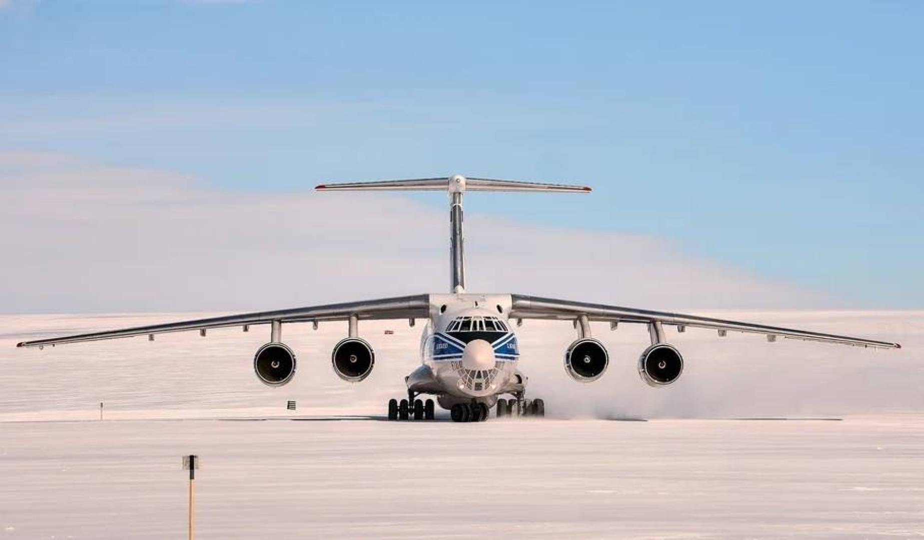 ابتكار جلد ذكي لحماية الطائرات من الجليد وإزالته ذاتيا