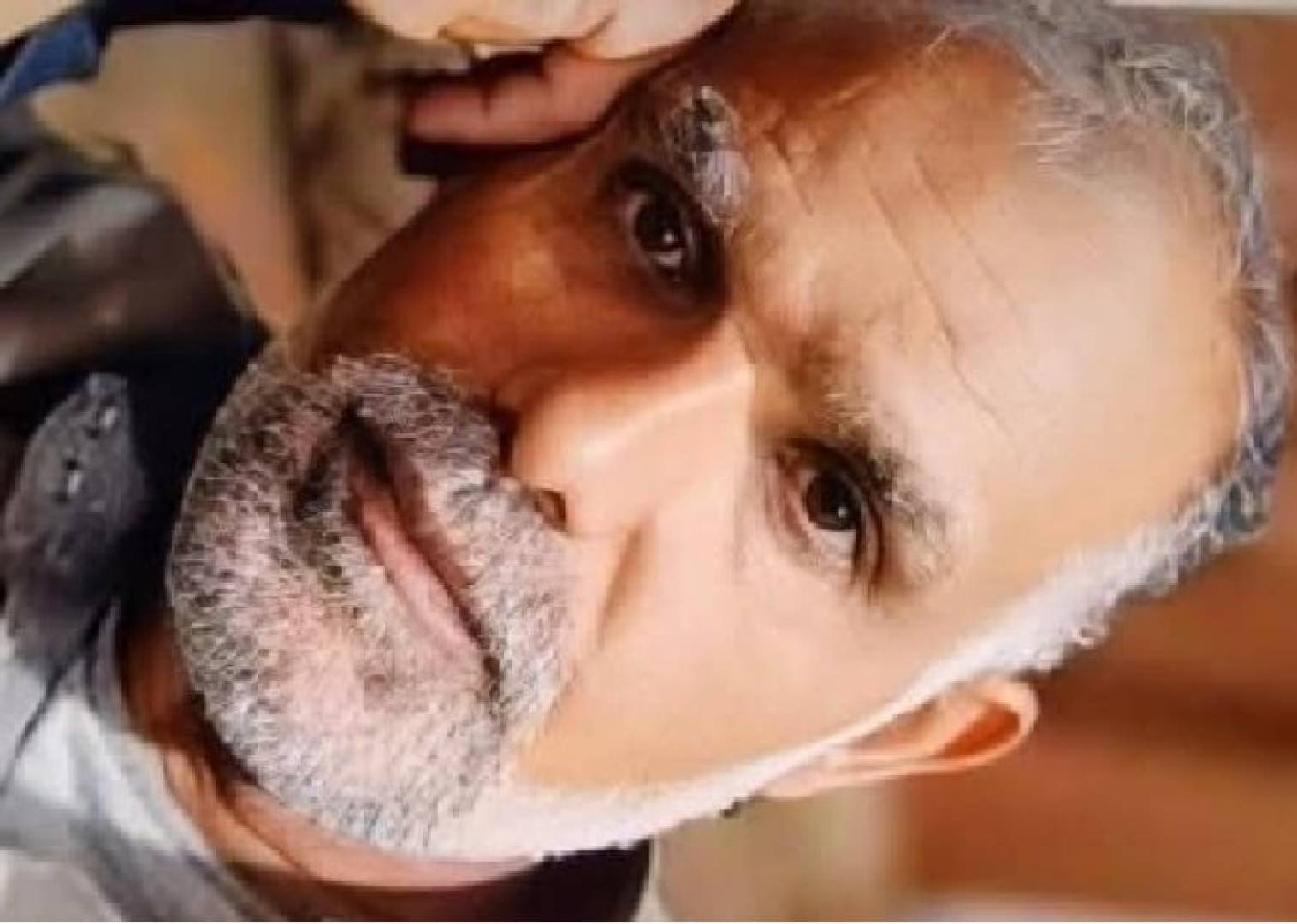 عَبْدُٱلْمُطَّلِبْ.. قَيْسِيُ أَصْلُكَ يَا فَتَى عَبْدُٱلْمُطَّلِبْ.. قَيْسِيُ أَصْلُكَ يَا فَتَى