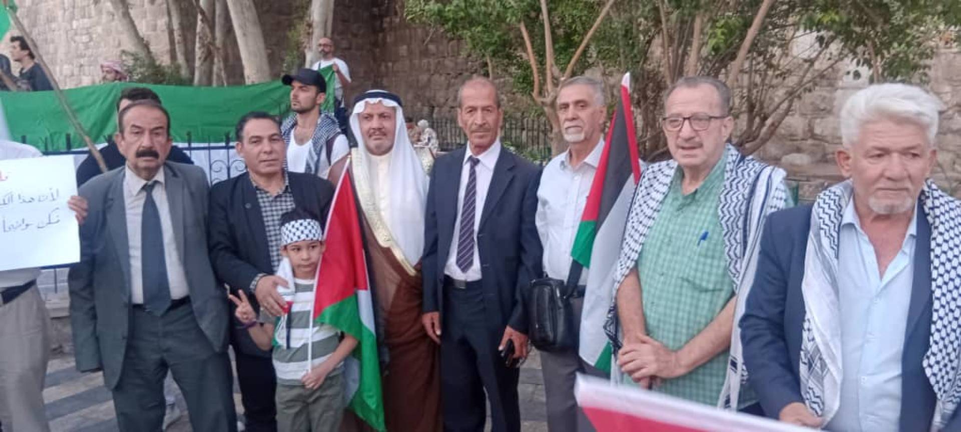 استمرار المظاهرات في دمشق وريف دمشق رفضا للتطبيع مع العدو الصهيوني