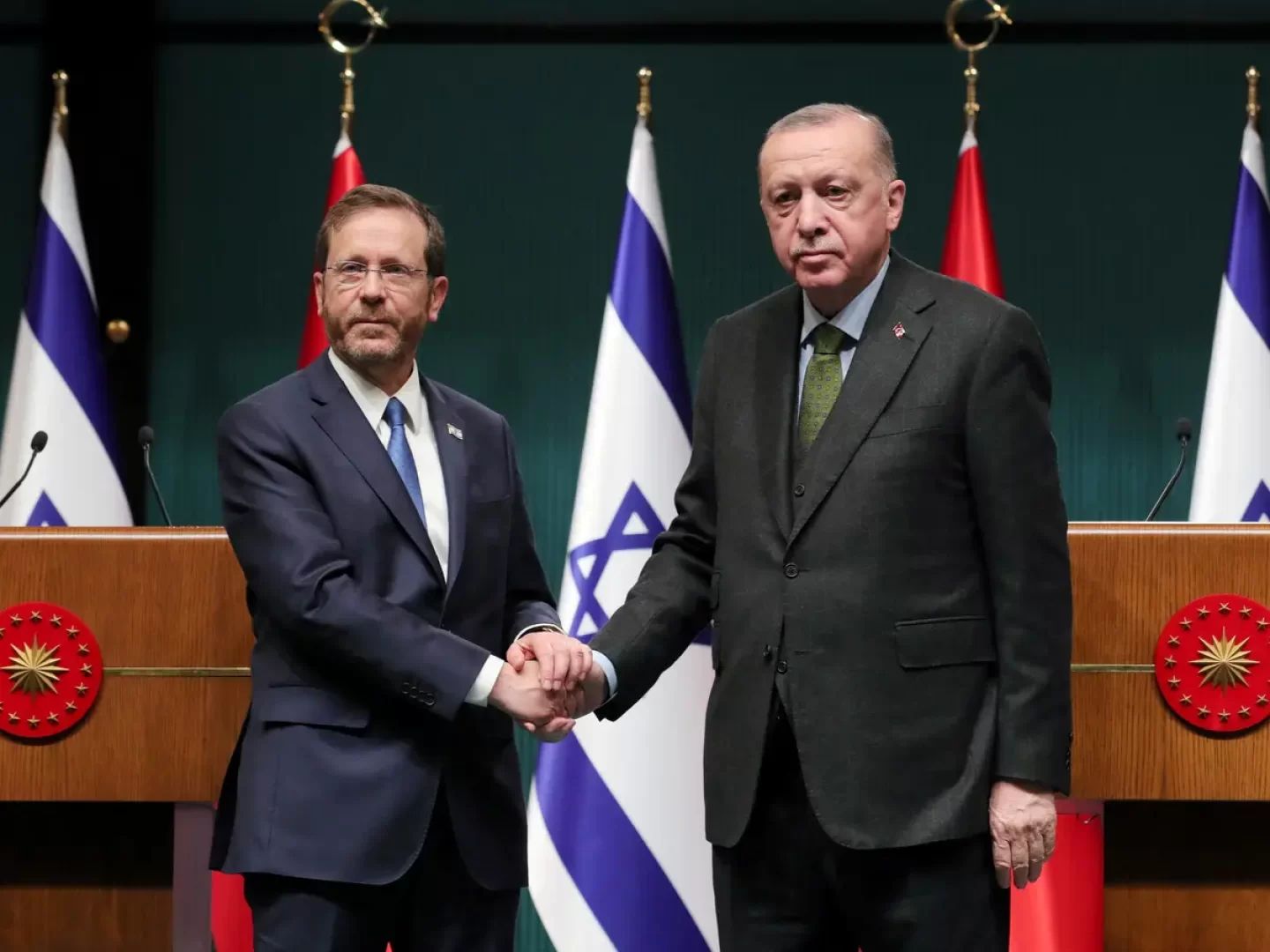أرجحة تركيا في ورطة.. ترامب يحاصر إردوغان
