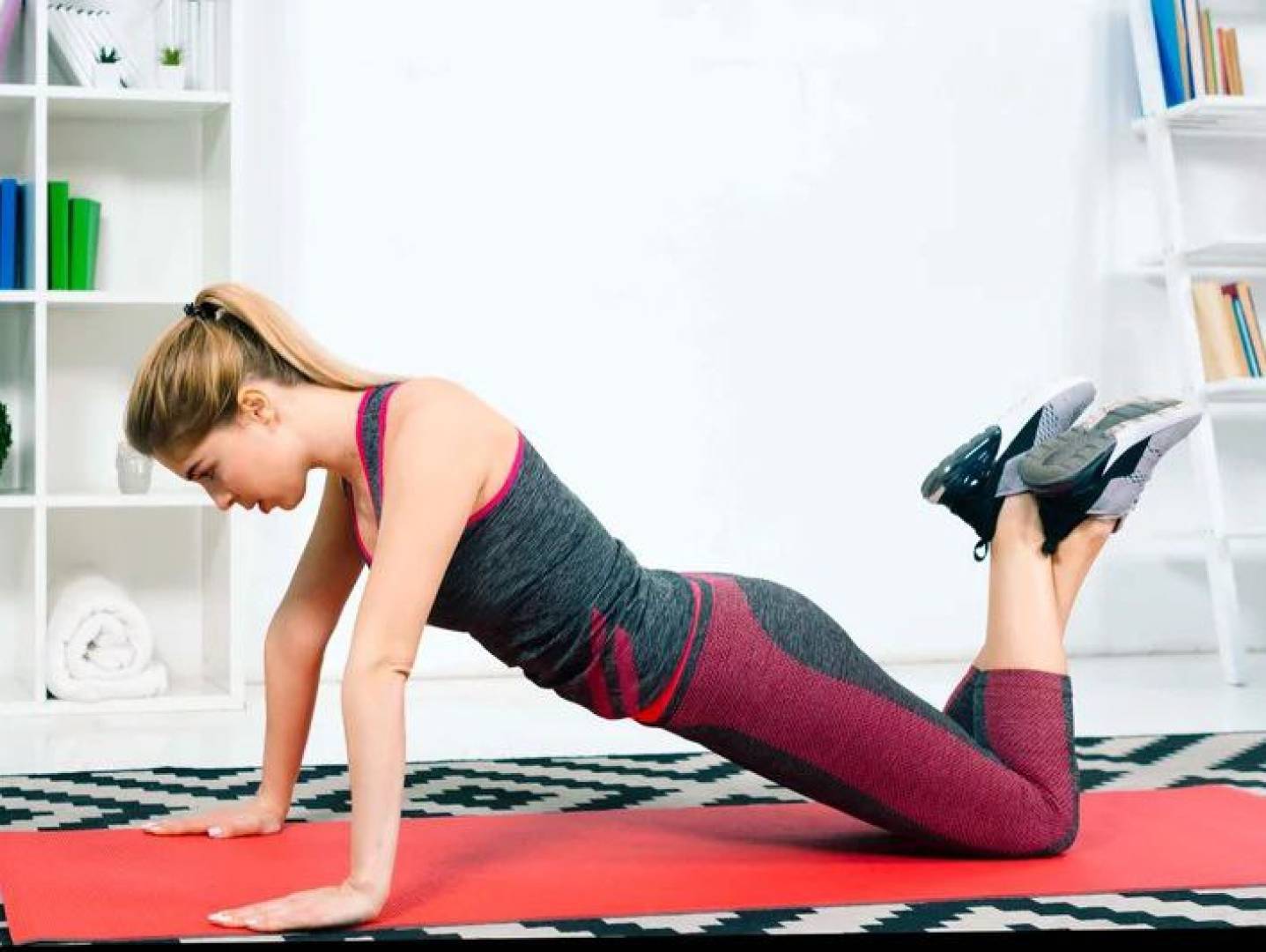 حركات طفولية بسيطة تخفف آلام الظهر المزمنة