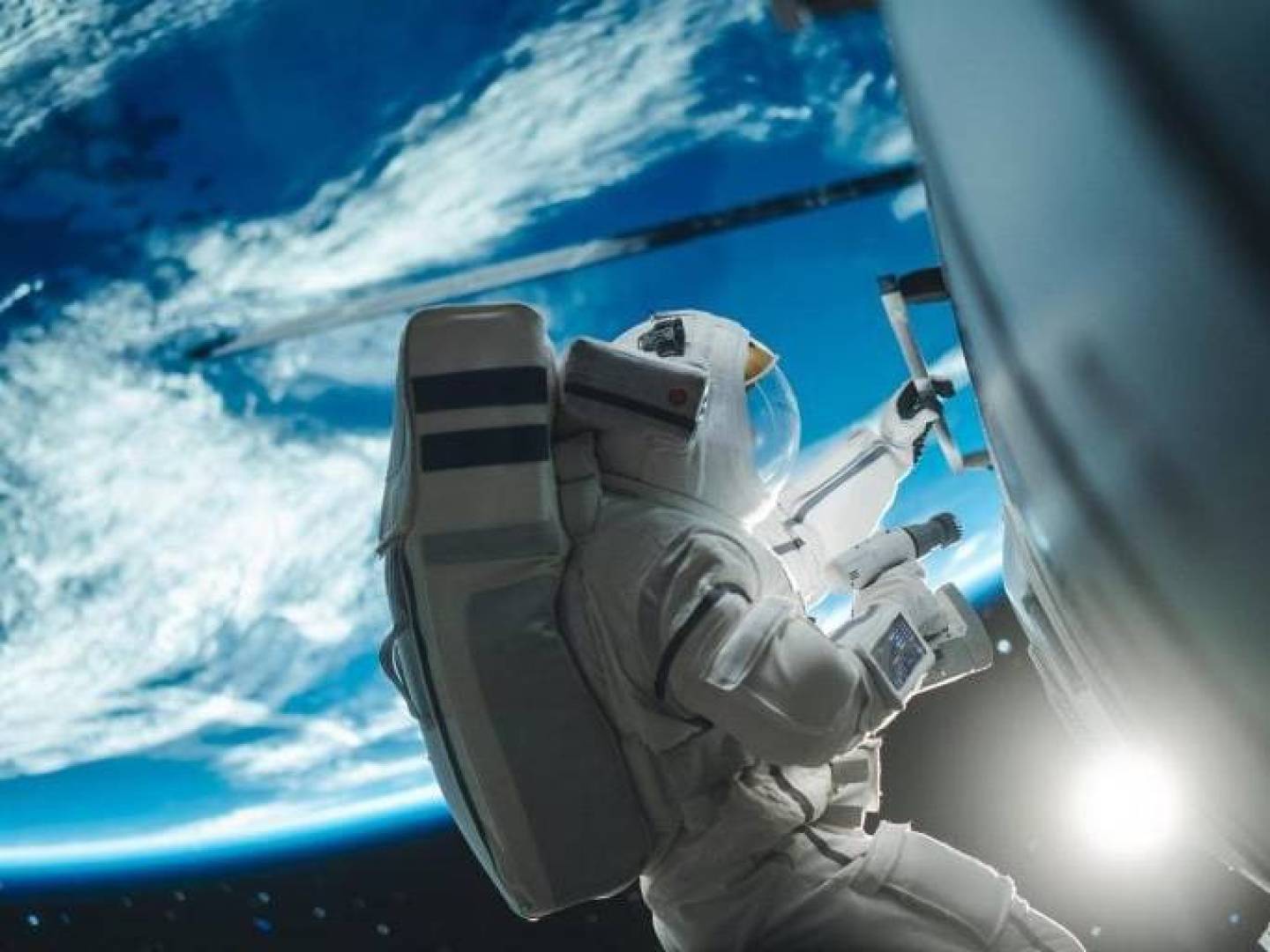 الذكاء الاصطناعي يتنبأ بالطقس الفضائي بدقة غير مسبوقة