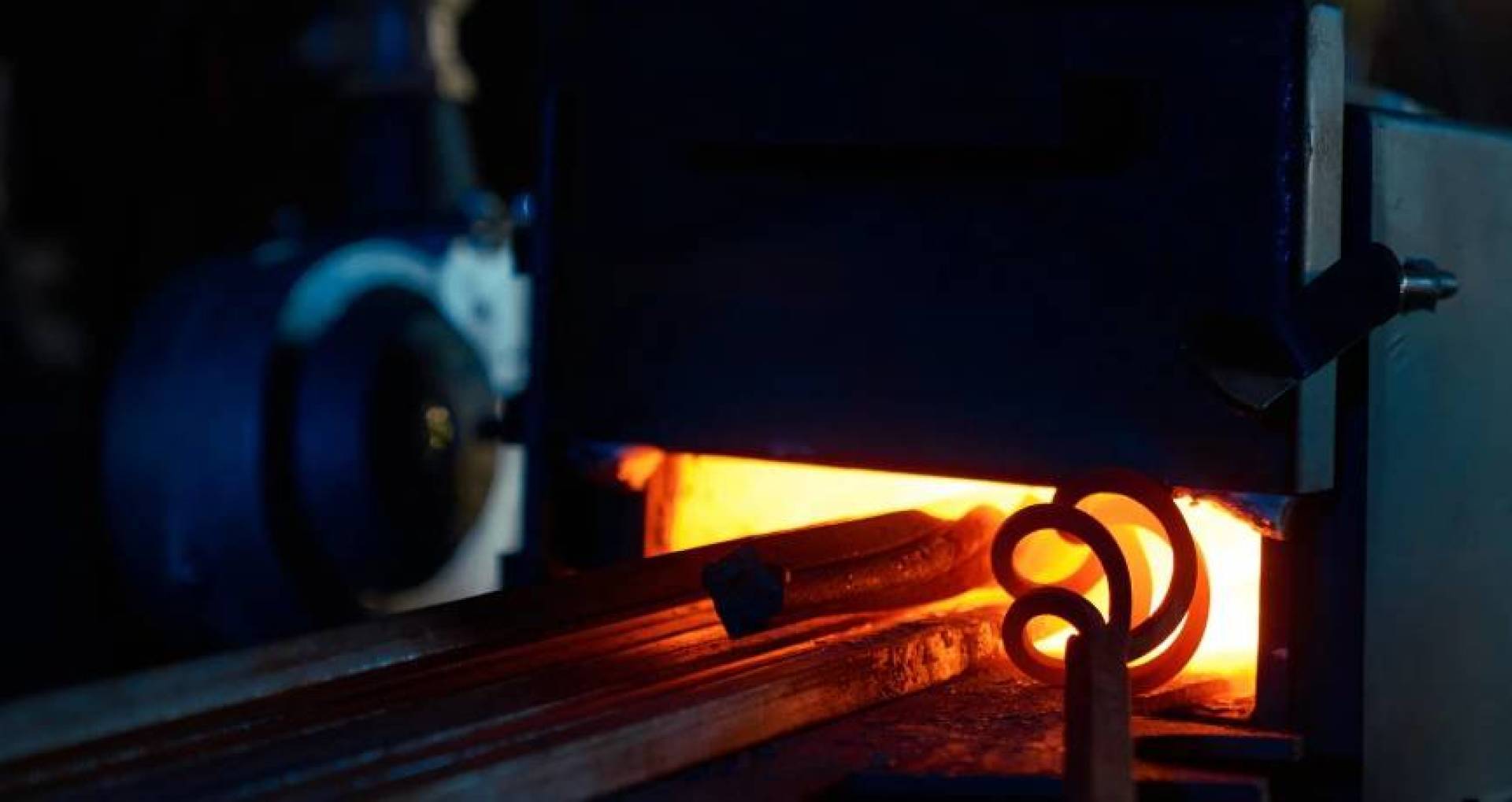 اكتشاف مادة معدنية أخف وأقوى من الفولاذ