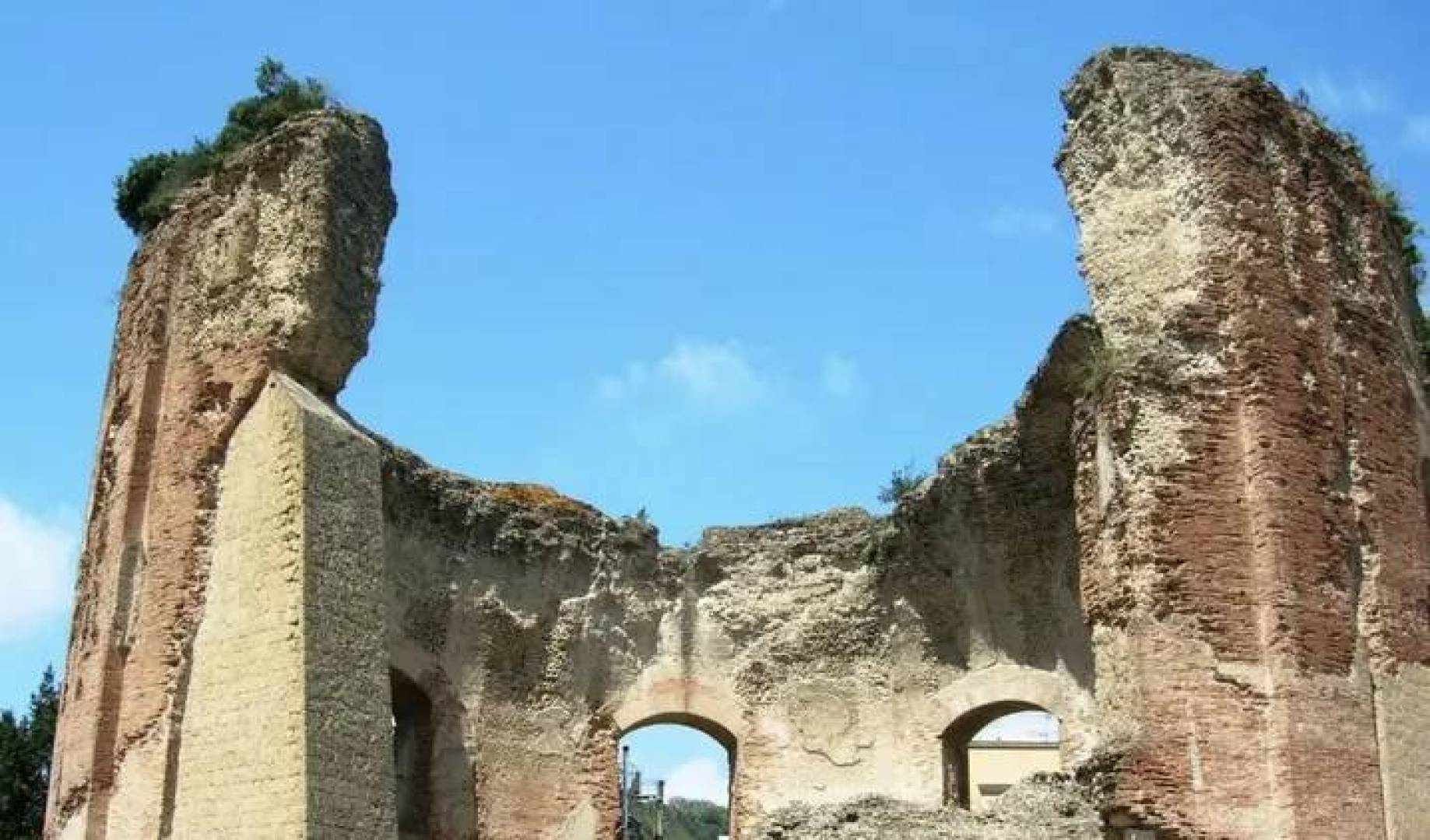 معبد فينوس تحدى البركان وبقى صامدا لأكثر من ألفي عام