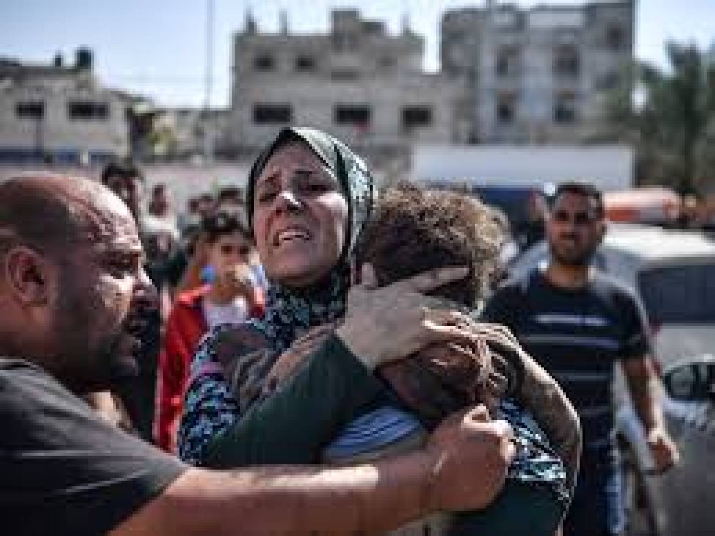 تجمع العلماء المسلمين يستنكار المجزرة التي ارتكبها العدو الصهيوني في مخيم عين الحلوة،