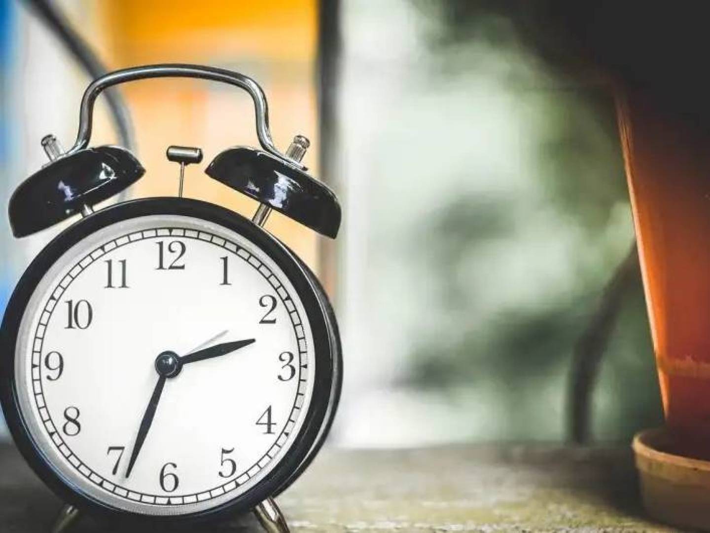 العلاقة بين الساعة البيولوجية وصحة الحيوانات المنوية لدى الرجال