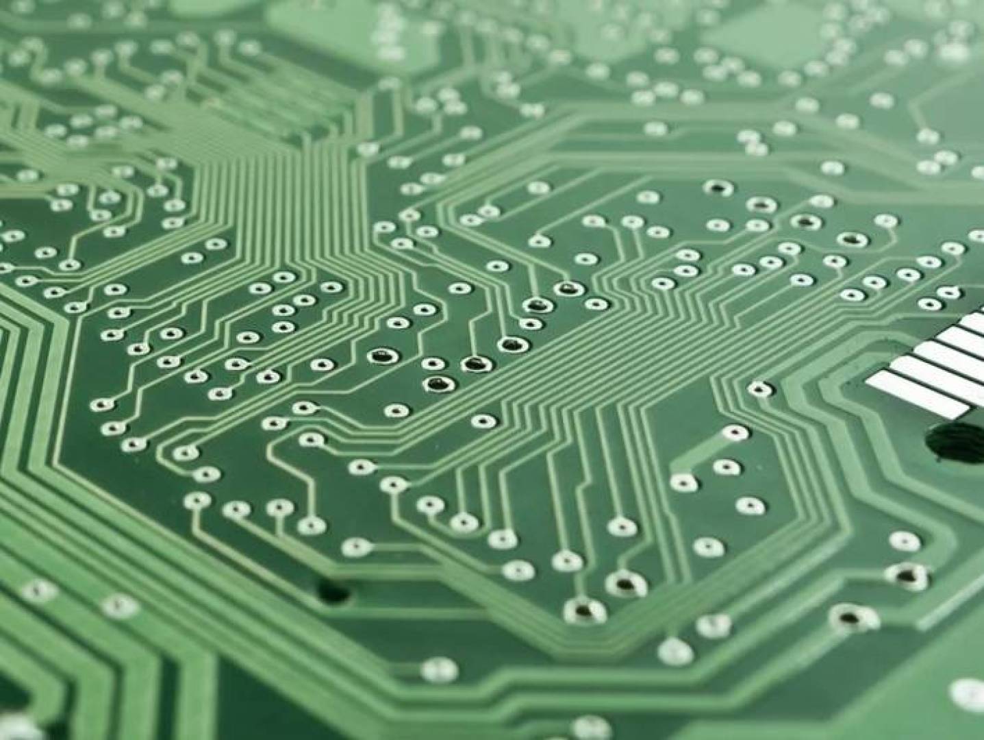 شنغهاي تطلق إنتاج رقائق فائقة الرقة من مواد ثنائية الأبعاد