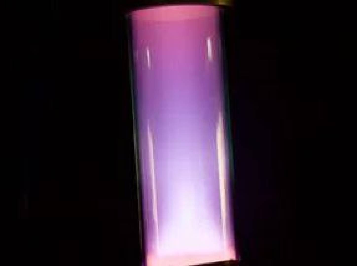 علماء يعيدون إنشاء الغبار الكوني في المختبر.. خطوة جديدة لكشف سر نشأة الحياة