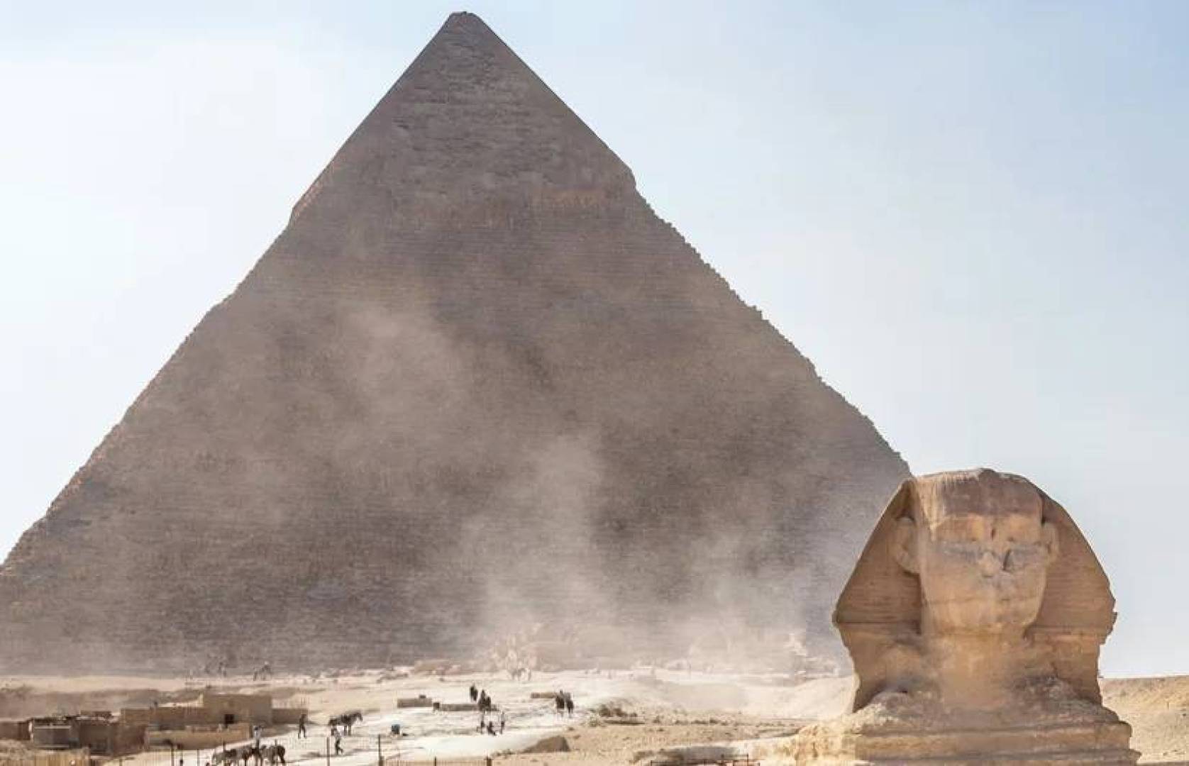 نظرية علمية جديدة تكشف كيف بُنيت أهرامات مصر