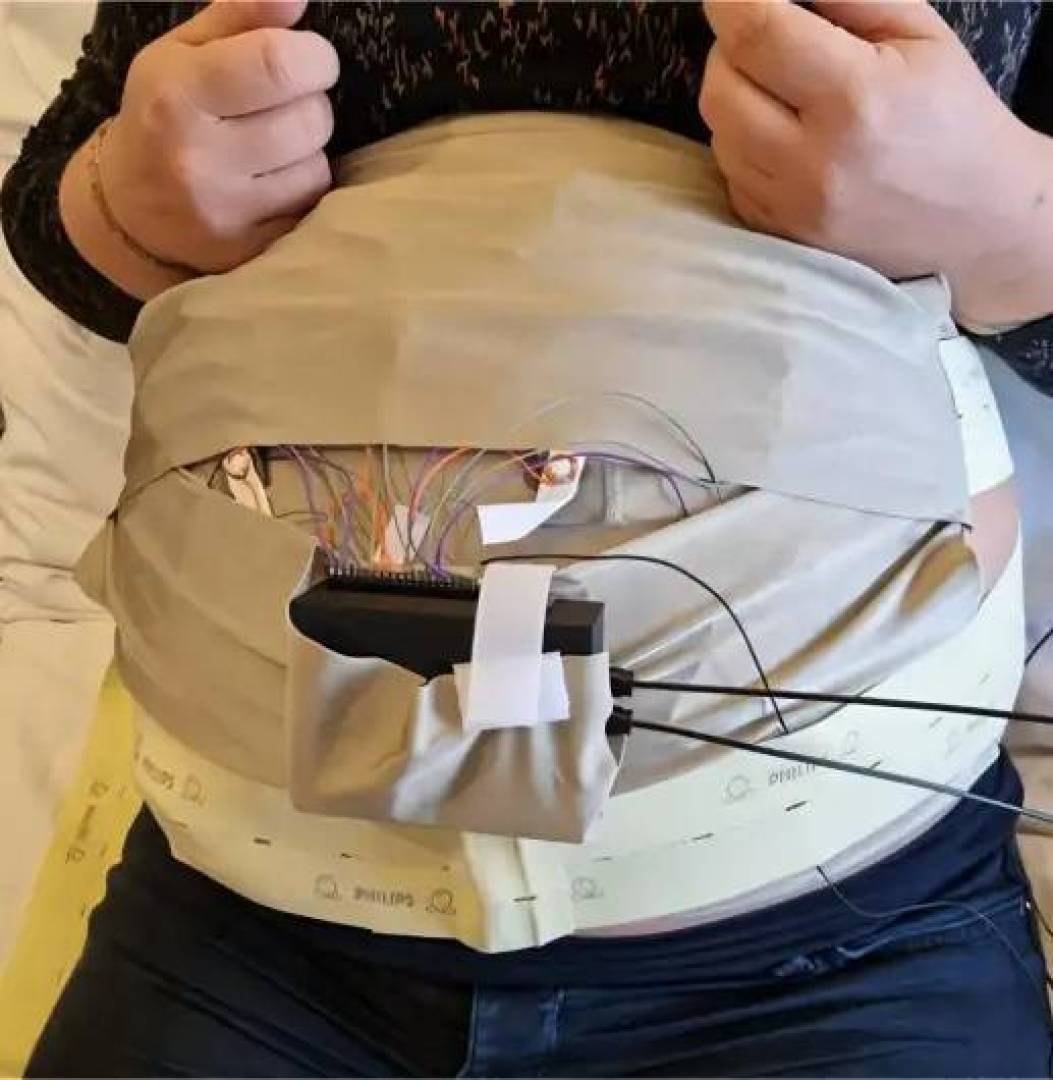 جهاز ذكي جديد يتيح قياس نبض الجنين في المنزل بسهولة وراحة أكبر