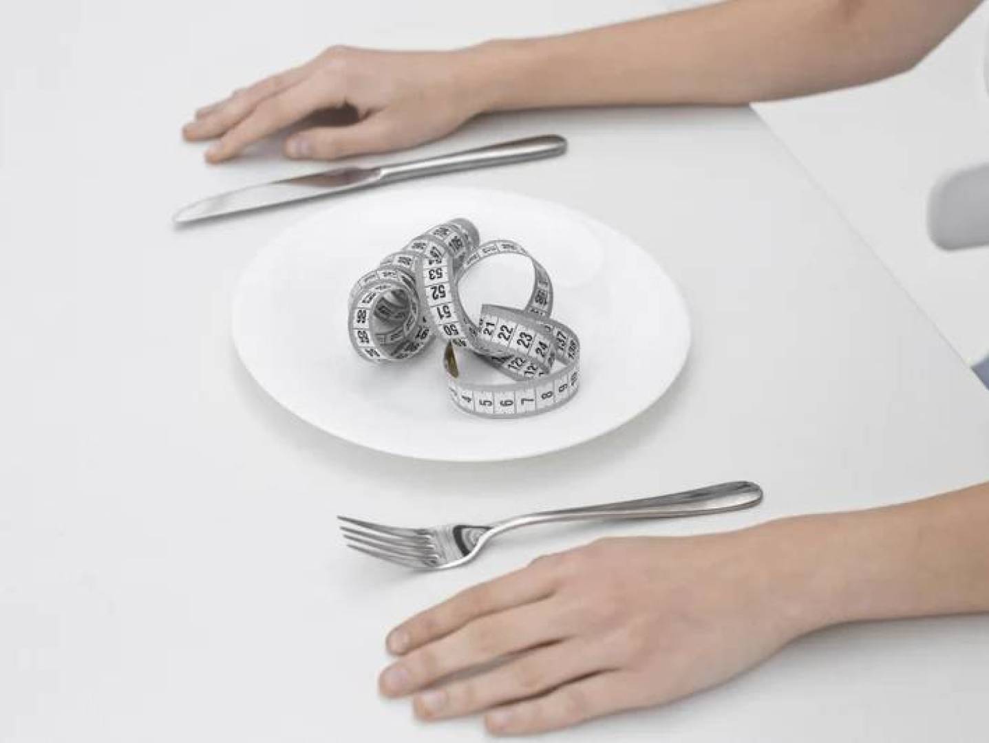 اكتشاف أعراض جديدة لفقدان الشهية العصبي تتجاوز الطعام والوزن