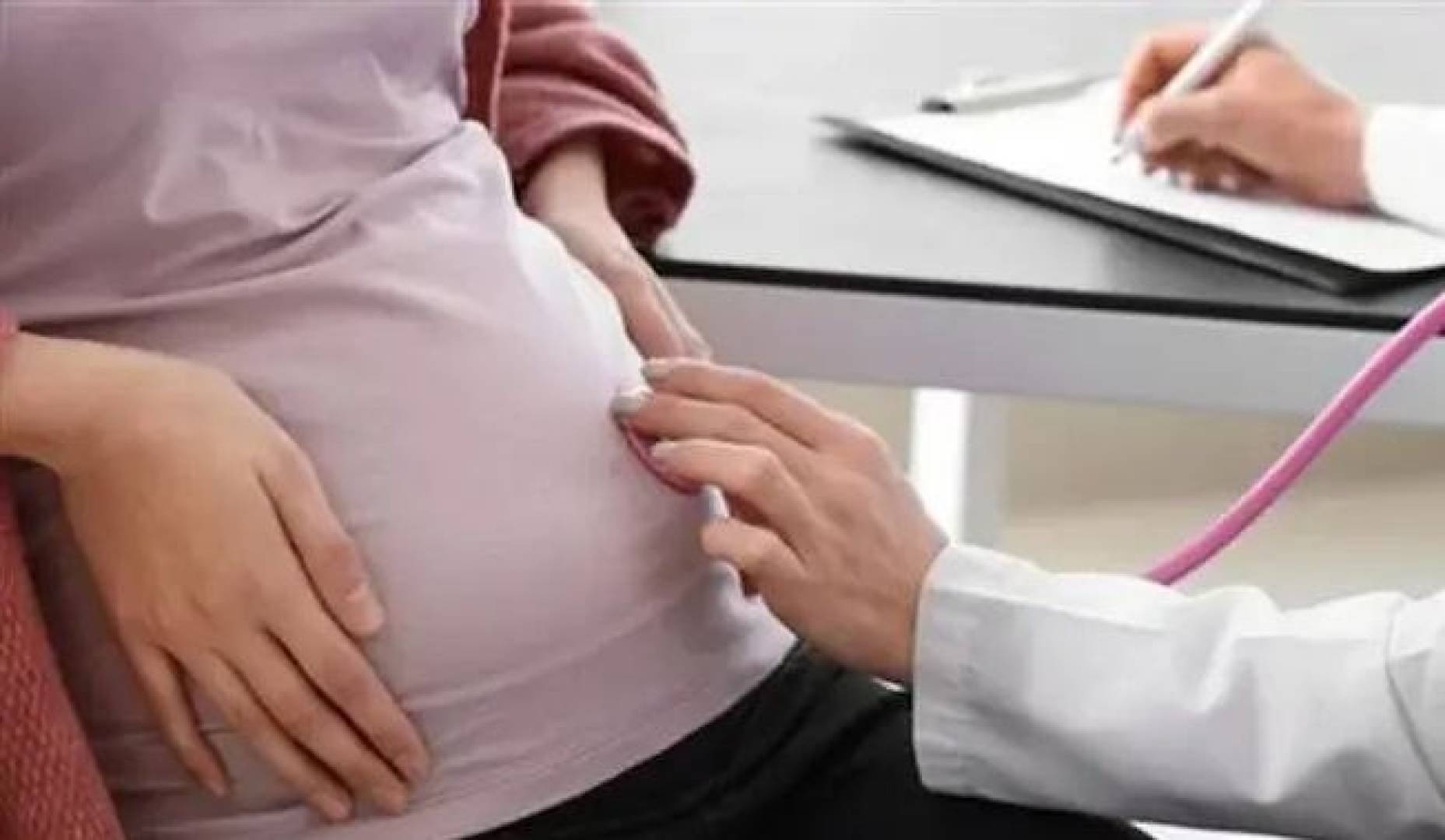 اكتشاف علمي يفتح الباب للكشف المبكر عن تسمم الحمل قبل ظهور الأعراض