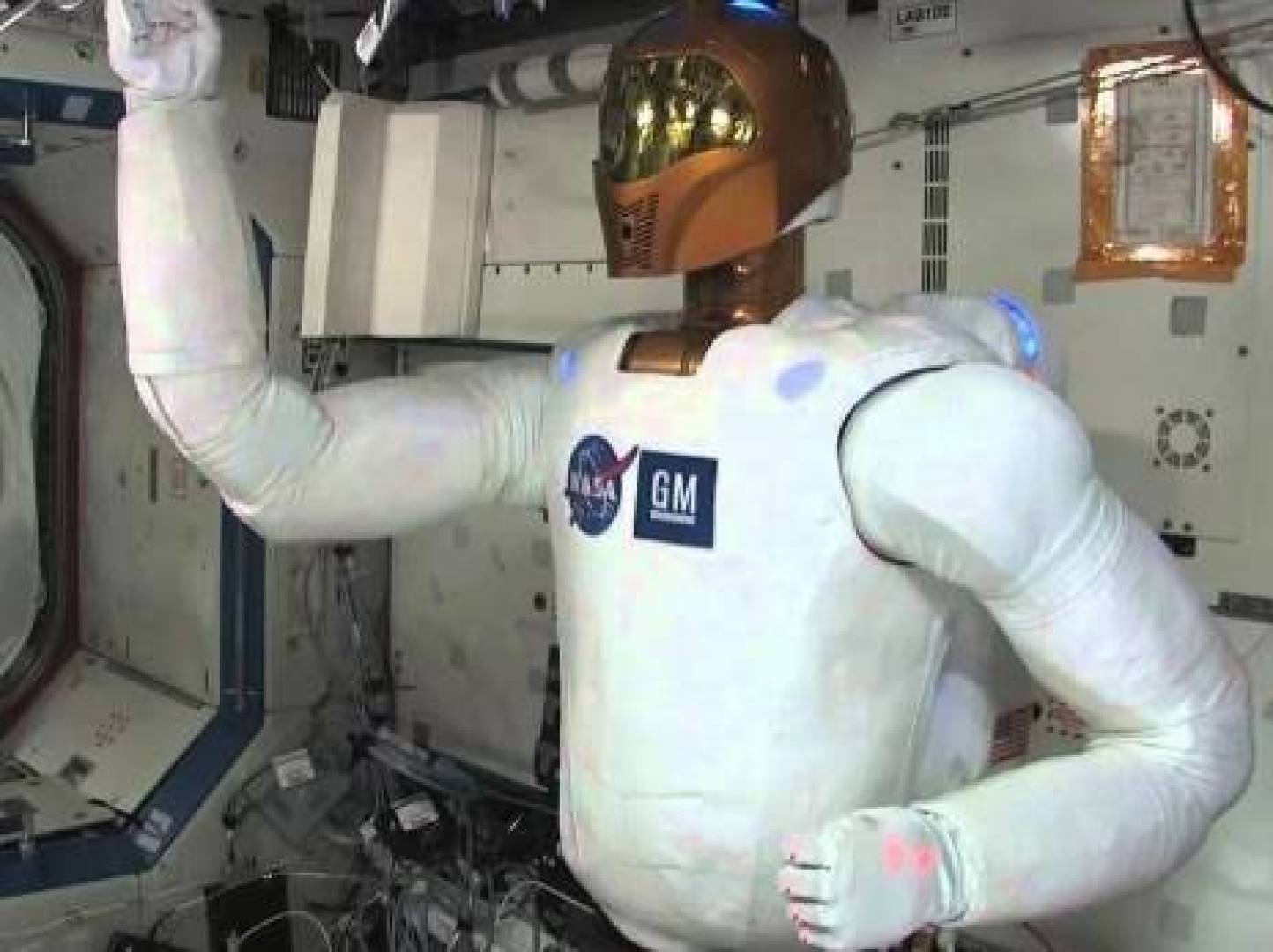 مادة جديدة تمكّن الروبوتات من العمل في الفضاء وتتحمل أقسى الظروف