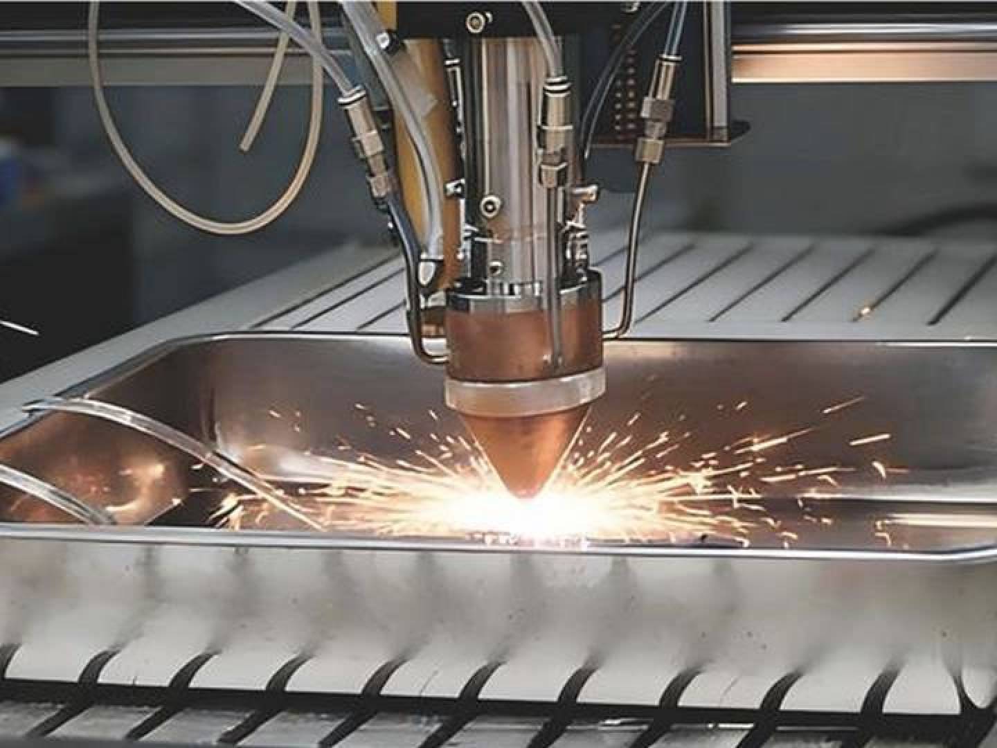 ابتكار فولاذ جديد يجمع بين القوة والمرونة ومقاومة الصدأ