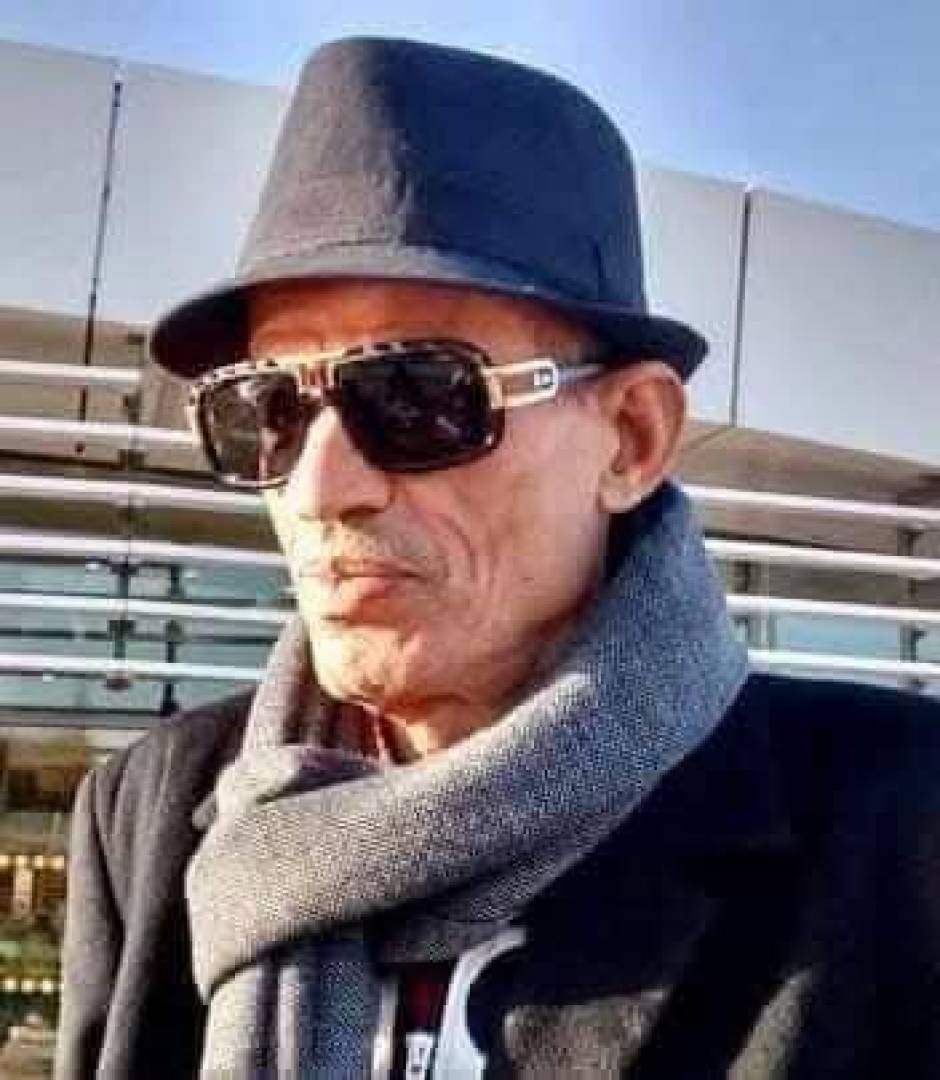 حين يصير الوطن قصيدة: محمد الصغير أولاد أحمد وبلاغة التمرّد الهادئ