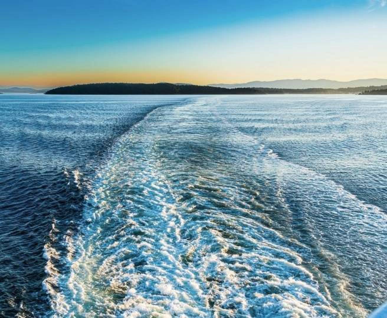 تقنية مبتكرة تحول الضوء إلى حركة لاستخراج اليورانيوم من المحيطات