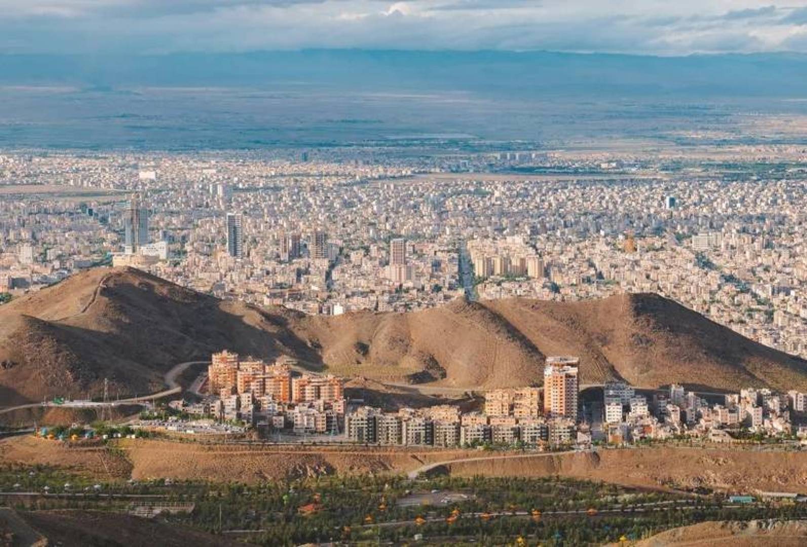 العثور على قاعة طقوس تضم 10 منشآت في معبد نار
