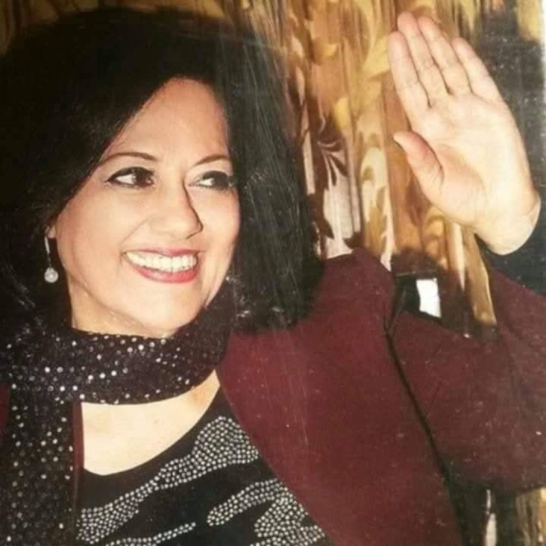 دلالات البناء الفني و اللغوي لقصيدة الشاعرة اللبنانية زينب الحسيني..أومىء بلحاظك تأسرني..