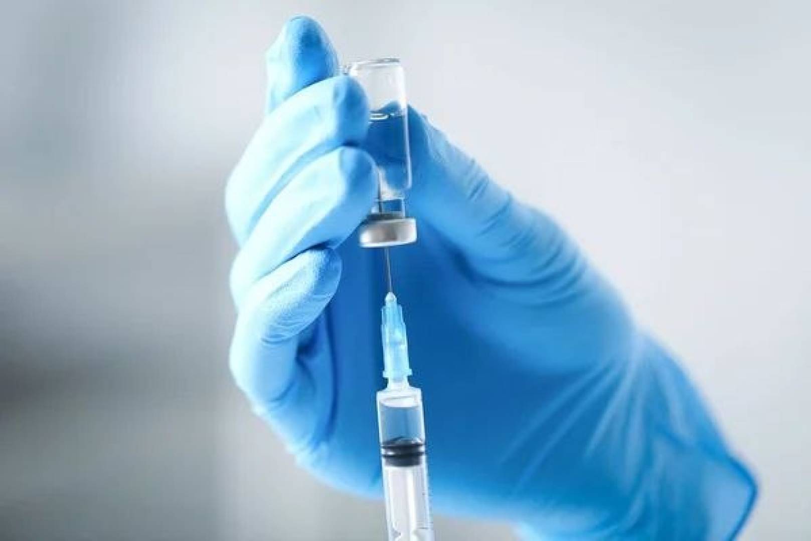 لقاح شخصي بتقنية mRNA يقترب من تغيير علاج سرطان الميلانوما