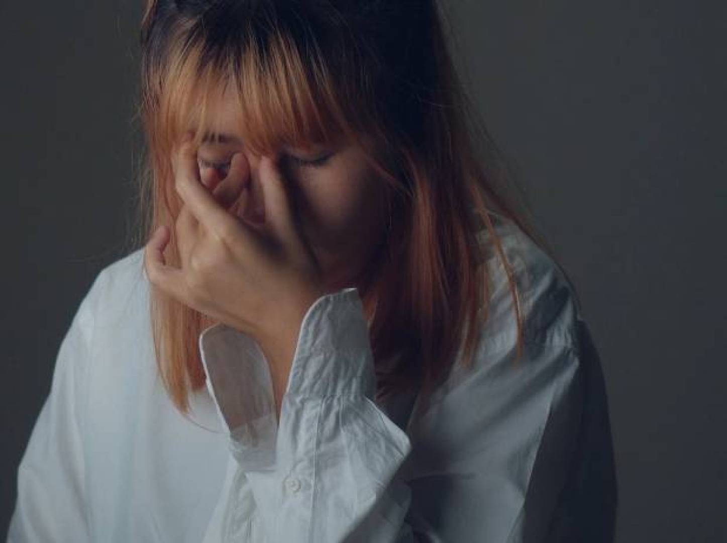 كيفية تأثير هرمون البروجسترون في مزاج النساء؟
