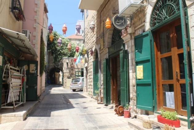 سوق الناصرة القديم: الكيان الصهيوني يُغيّب وجه المدينة