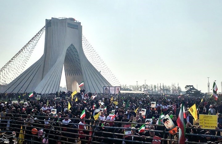 طهران تؤكد خيار المقاومة في مواجهة جميع التهديدات