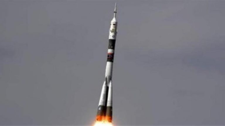 فشل عملية إطلاق صاروخ “فيغا” وتحطّم قمر صناعي إماراتي كان يفترض أن يضعه في المدار