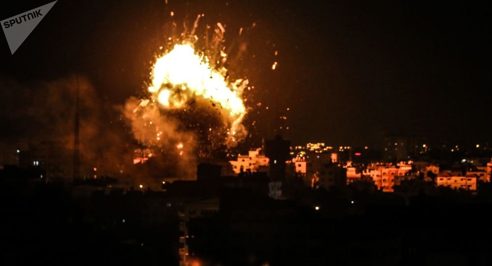 سكان حلب يعانون من نتائج القصف الذي نفذه المسلحون