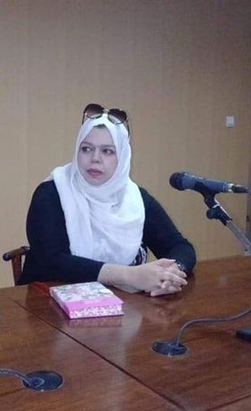 لوْحاتٌ جريئة سأرسمُ ما يليقُ بشخصي \ فضيلة زميط