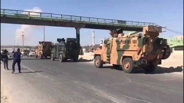 اقتحام خان شيخون وتدخل تركي مباشر وقصف سوري روسي للرتل التركي المتدخل أوقف تقدمه, فيديو