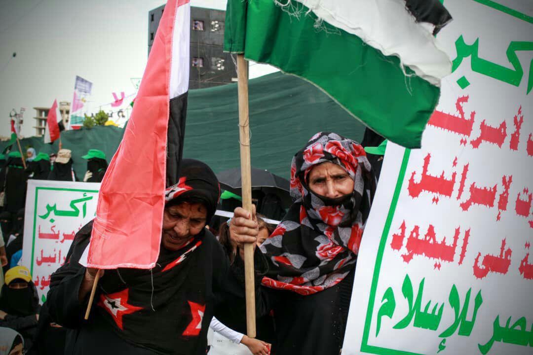 انشقاق لواء عسكري يمني من تحالف العدوان وانضمامه للشرعية الحقيقية في صنعاء