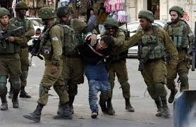 قوات الإحتلال تنفذ حملة إعتقالات ومداهمات للفلسطينيين
