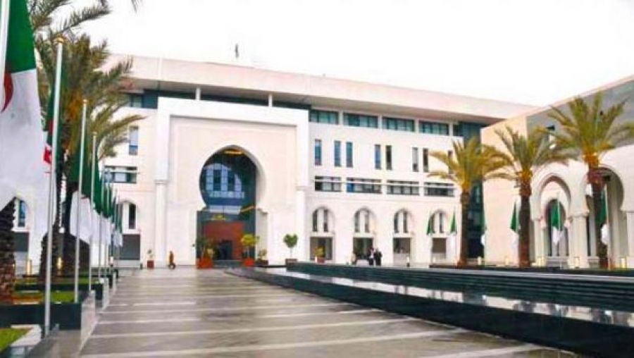 الموقف الاقوى على الساحة العربية، الجزائر تعلن وقوفها الكامل مع سوريا ضد الاعتداء التركي