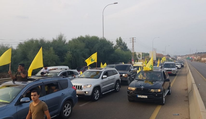 مسيرة حاشده في الضاحية الجنوبية مؤيدة للسيد حسن نصرالله