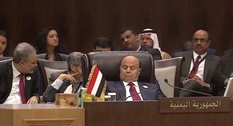 “رويترز” تكشف عن سرقة للنفط اليمني من قبل الرئيس اليمني الفاقد للشرعية عبد ربه منصور هادي وحكومته