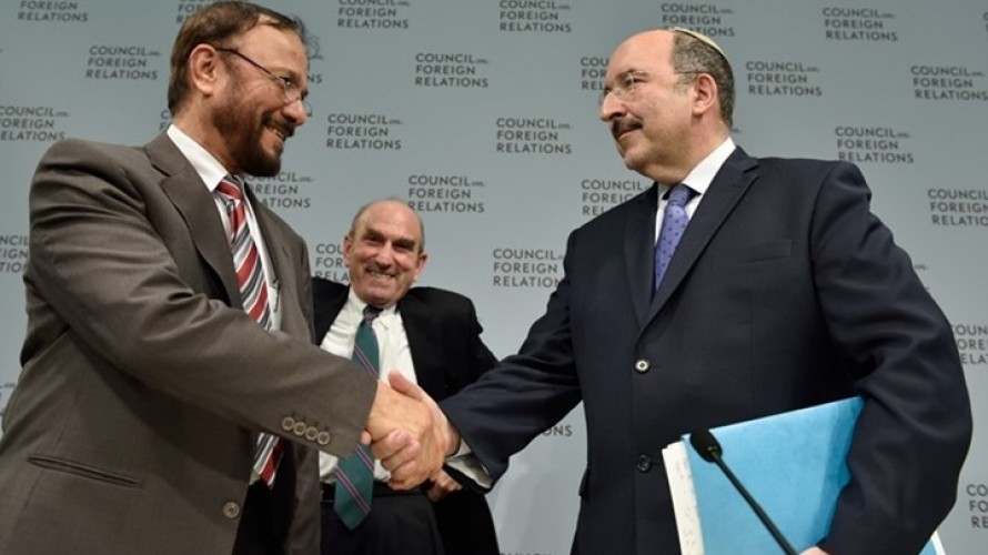 حسب الإعلام العبري’ قريباً ستشهر بعض دول الخليج عبريتها وتُطلق ما تبقى من عروبتها..