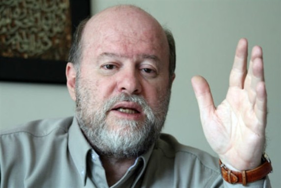 انيس النقاش , الحل الأكثر نجاعة لخروج لبنان من كل أزماته, هو ضرب العدو الإسرائيلي 