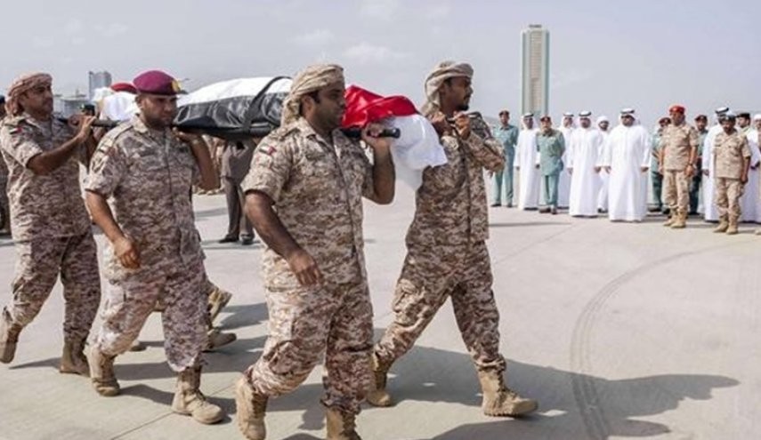 الامارات تعترف بمقتل أحد قاداتها على أيدي الجيش اليمني واللجان الشعبية