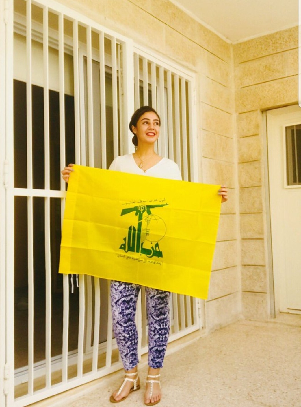 قصة  الأسيرة  هبة  اللبدي  والعشق  المقدس ،